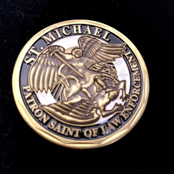 Thin Blue Line St Michael Challenge Coin Patron Saint Of Law Enforcement - Picture 1 of 8